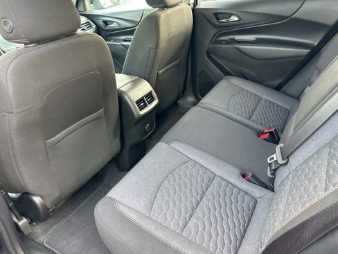 Used 2018 Chevrolet Equinox LT image 25