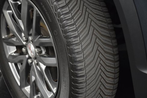Used 2019 GMC Acadia SLT image 13