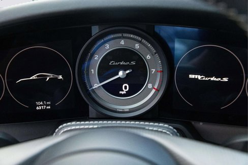 Used 2022 Porsche 911 Turbo S image 8