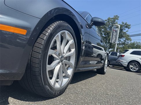 Used 2019 Audi A4 2.0T Premium w/ Convenience Package image 12