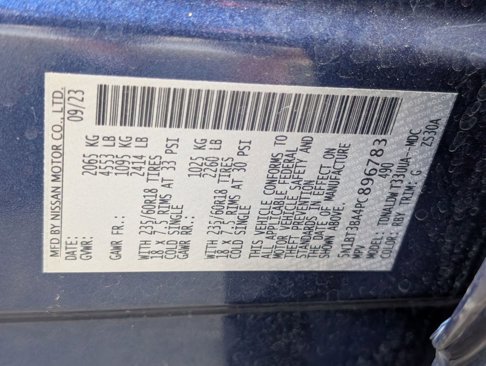 Used 2023 Nissan Rogue SV image 21
