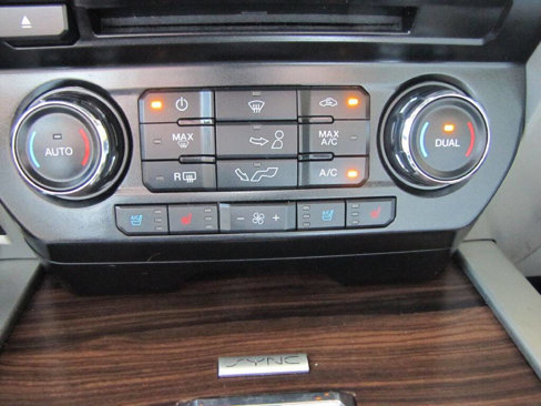 Used 2017 Ford F150 Lariat image 37