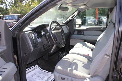 Used 2013 Ford F150 XLT w/ Luxury Equipment Group image 13