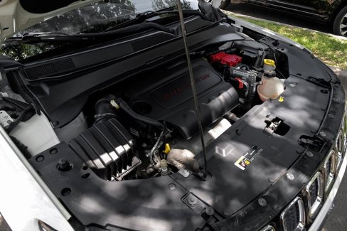 Used 2020 Jeep Compass Latitude w/ Cold Weather Group image 61