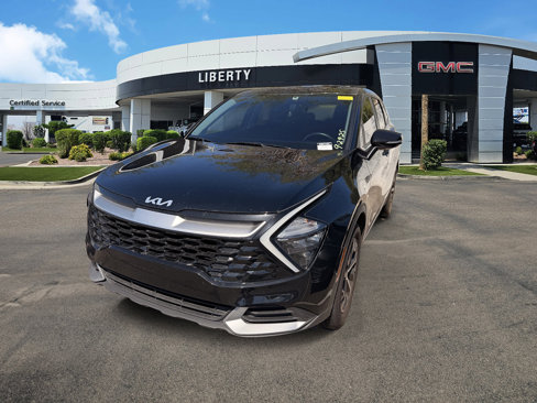 Used 2023 Kia Sportage EX image 3