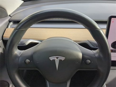 Used 2018 Tesla Model 3 Performance image 28