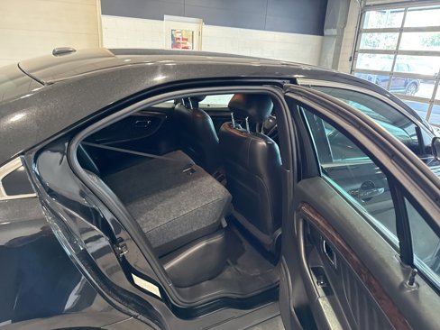 Used 2015 Ford Taurus Limited image 16