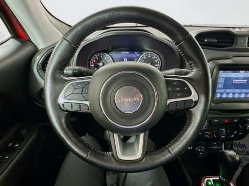 Used 2018 Jeep Renegade Trailhawk w/ Cold Weather Group II image 11