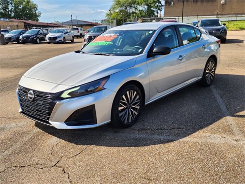 Used 2024 Nissan Altima 2.5 SV image 22