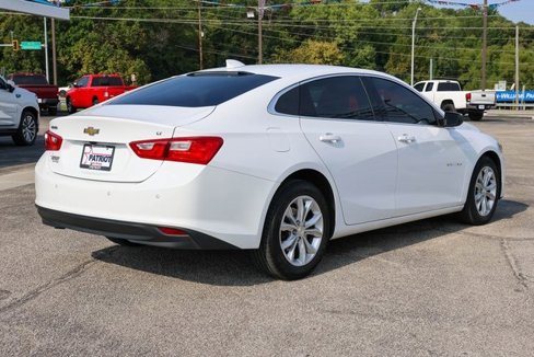 Used 2024 Chevrolet Malibu LT image 3