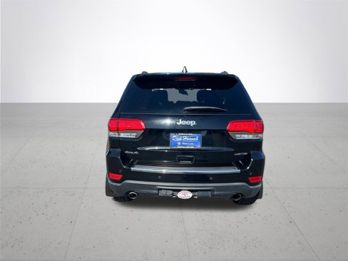 Used 2017 Jeep Grand Cherokee Limited w/ Trailer Tow Group IV image 8