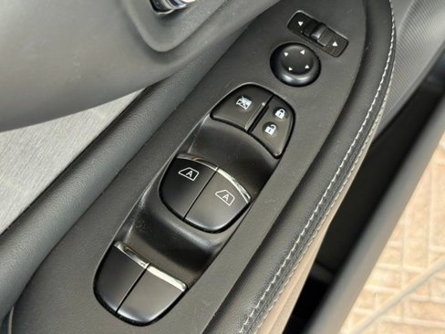 Used 2020 Nissan Murano SL image 21