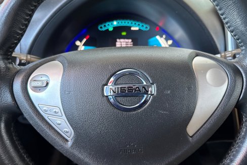 Used 2013 Nissan Leaf S w/ Charger Pkg image 26