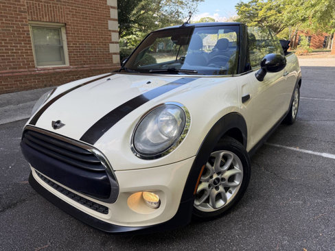 Used 2016 MINI Cooper Convertible image 1