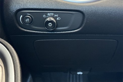 Used 2023 Chevrolet Malibu LT image 36