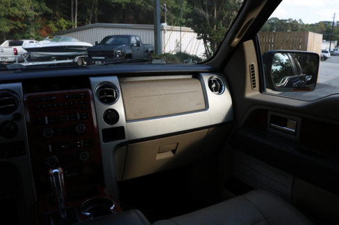 Used 2010 Ford F150 Lariat image 38