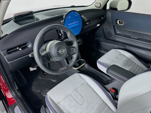 Certified 2025 MINI Cooper S image 9