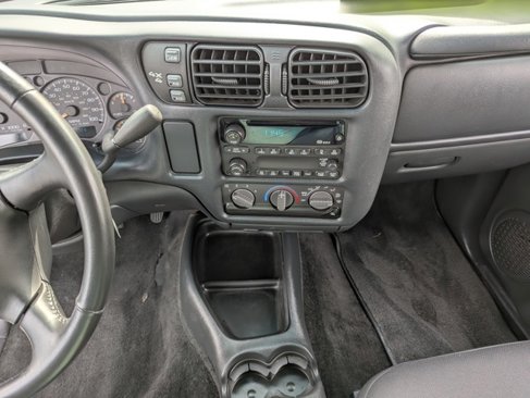 Used 2003 Chevrolet Blazer LS w/ Preferred Equipment Group image 16
