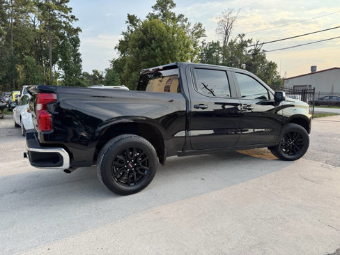 Used 2021 Chevrolet Silverado 1500 LT w/ LPO, Dark Essentials Package image 17