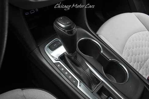 Used 2019 Chevrolet Equinox LS w/ LS Convenience Package image 16