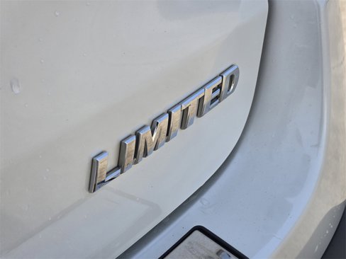 Used 2018 Toyota Highlander Limited Platinum image 13
