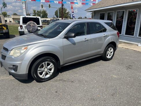 Used 2015 Chevrolet Equinox LS image 2