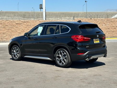 Used 2021 BMW X1 sDrive28i image 6