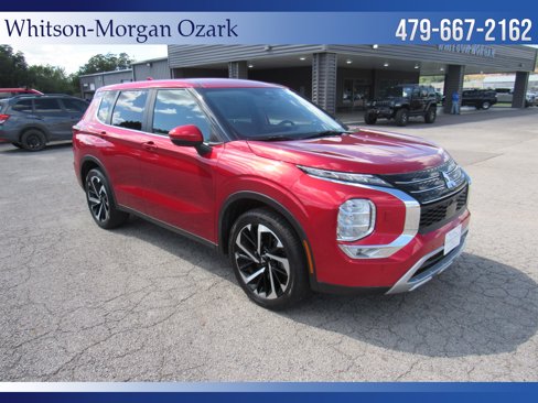 Used 2023 Mitsubishi Outlander SE image 15