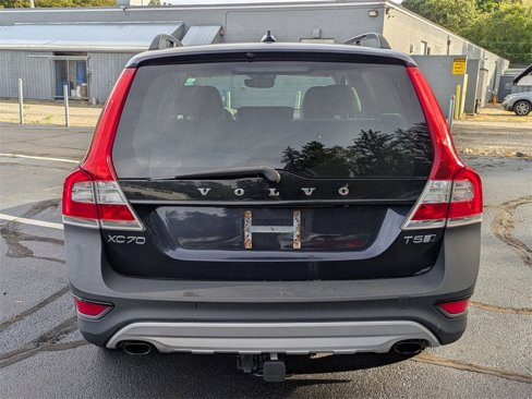 Used 2016 Volvo XC70 T5 Premier w/ Proximity Package image 3