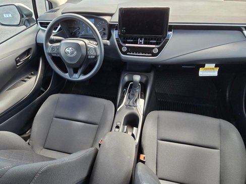 New 2025 Toyota Corolla LE image 18