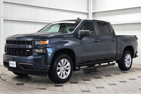 Used 2021 Chevrolet Silverado 1500 Custom image 3