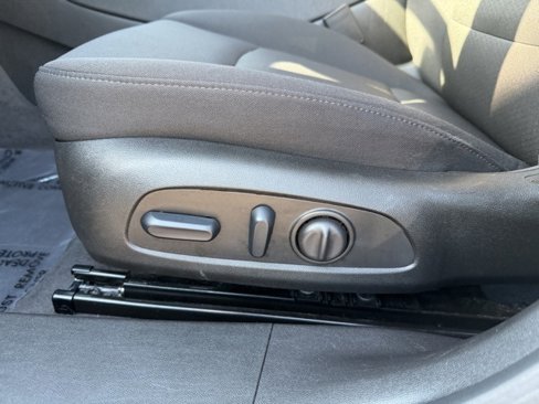 Used 2024 Chevrolet Malibu LT image 18