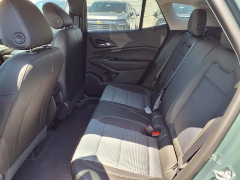 New 2025 Chevrolet Trax LT w/ Driver Confidence Package image 5