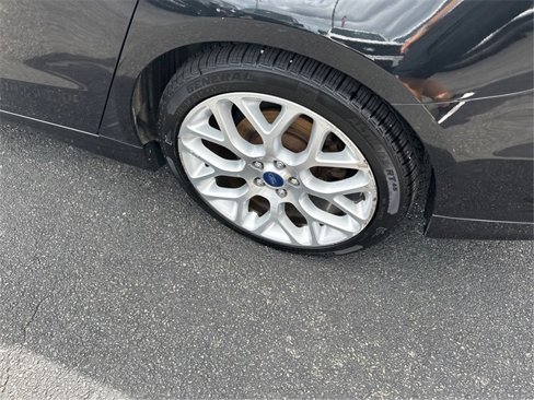 Used 2014 Ford Fusion Titanium image 14