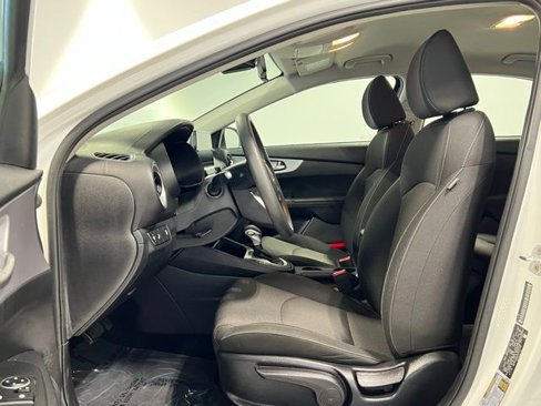 Used 2022 Kia Forte LXS w/ LXS Technology Package image 10
