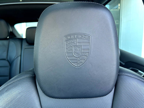 Used 2017 Porsche Cayenne Platinum Edition image 17