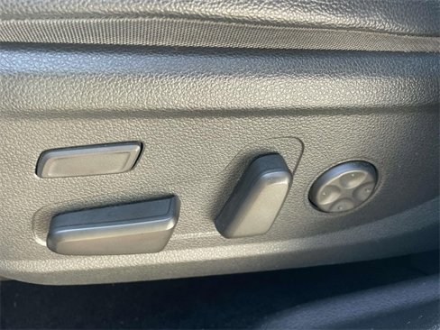 Used 2020 Hyundai Santa Fe Limited image 20