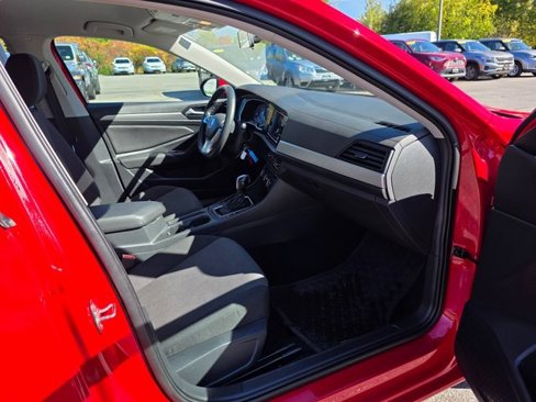 Used 2021 Volkswagen Jetta S image 11