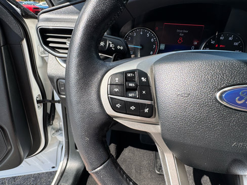 Used 2020 Ford Explorer XLT w/ Equipment Group 202A image 24