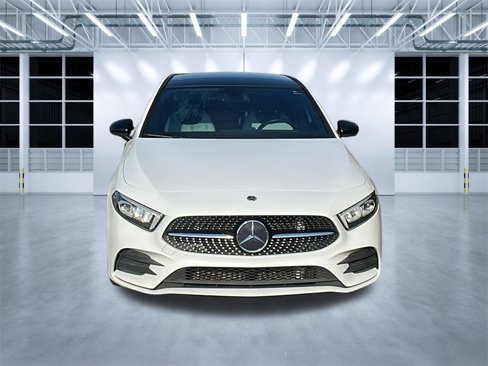 Used 2021 Mercedes-Benz A 220 image 2