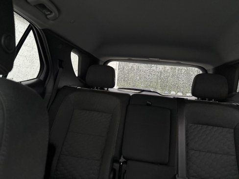 Used 2019 Chevrolet Equinox LT w/ Driver Convenience Package image 24