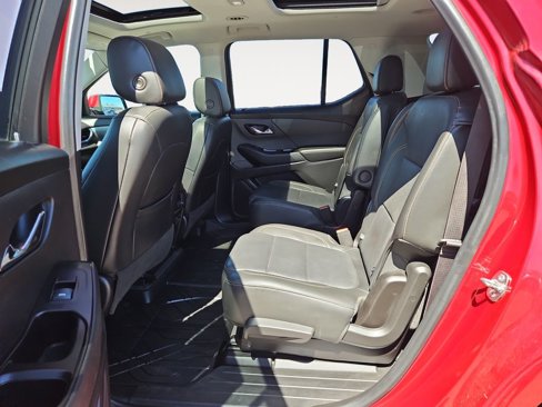 Used 2020 Chevrolet Traverse Premier image 11