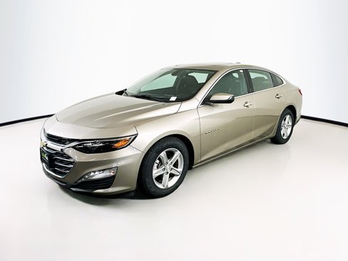 Used 2022 Chevrolet Malibu LT image 3