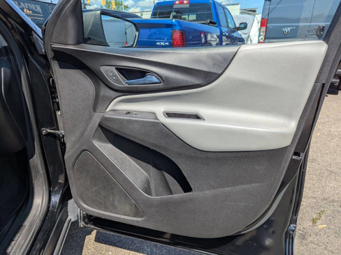 Used 2020 Chevrolet Equinox LS w/ LPO, Floor Liner Package image 9