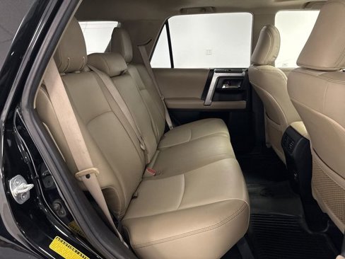 Used 2019 Toyota 4Runner SR5 Premium image 14