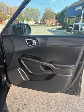 Used 2020 Kia Soul S image 14