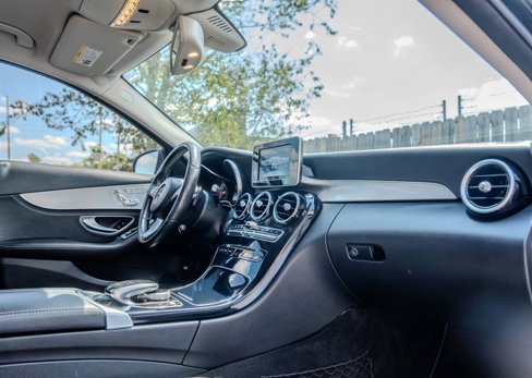 Used 2015 Mercedes-Benz C 300 Sedan image 31