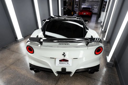 Used 2015 Ferrari F12 Berlinetta image 19