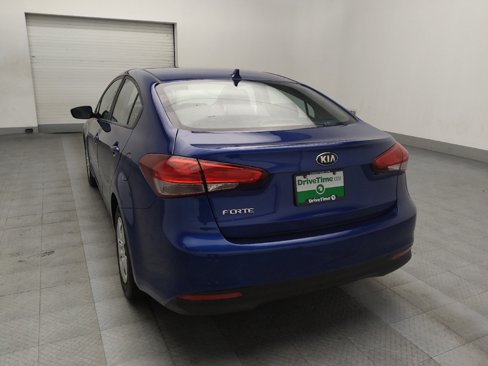 Used 2018 Kia Forte LX image 5