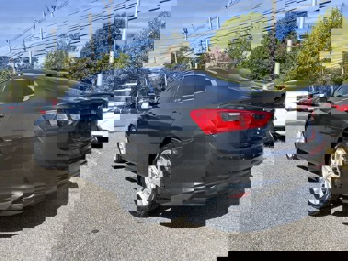 Used 2016 Chevrolet Malibu LT image 6